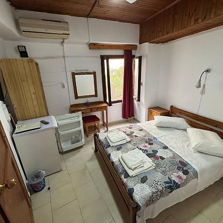 Stelios Rooms To Rent Chania  ภายนอก รูปภาพ